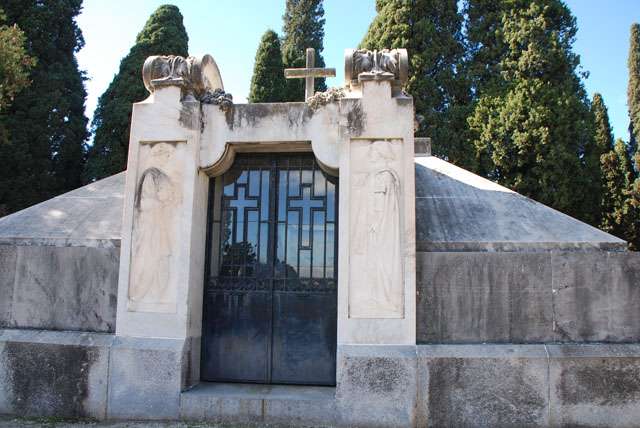 La Sacramental de San Isidro, Monumento-España (16)